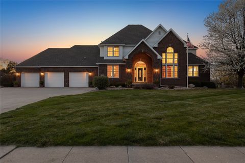 640 SE Woodcrest Drive Waukee IA 50263