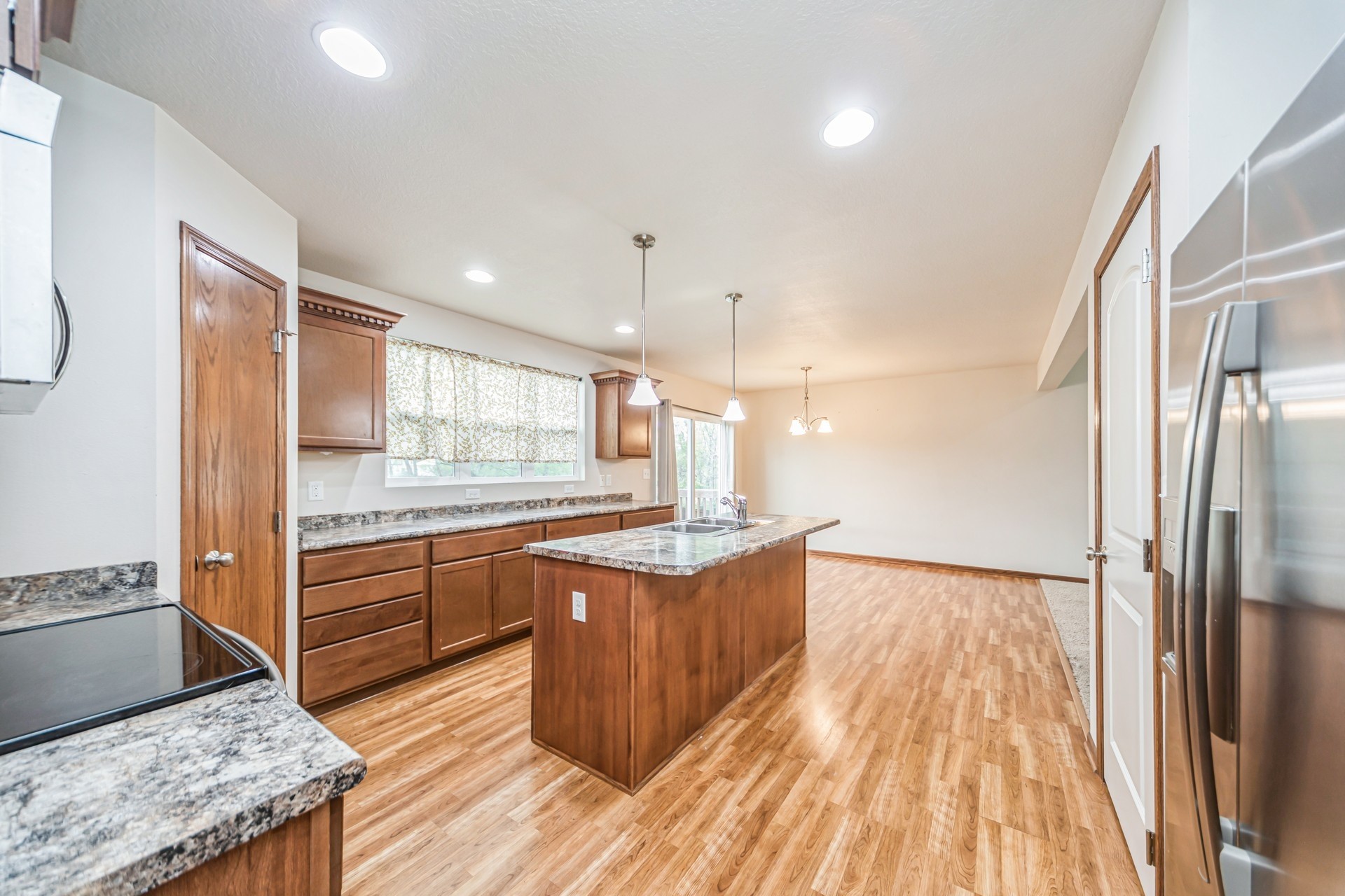 5137 Walnut Ridge Drive, Des Moines, Iowa image 9