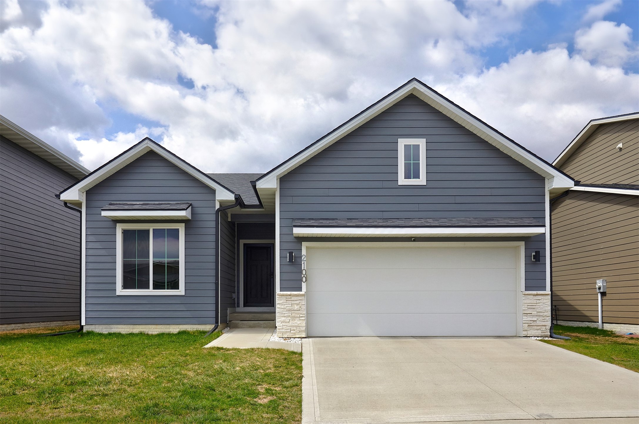 2100 Ammann Drive, Adel, Iowa image 1
