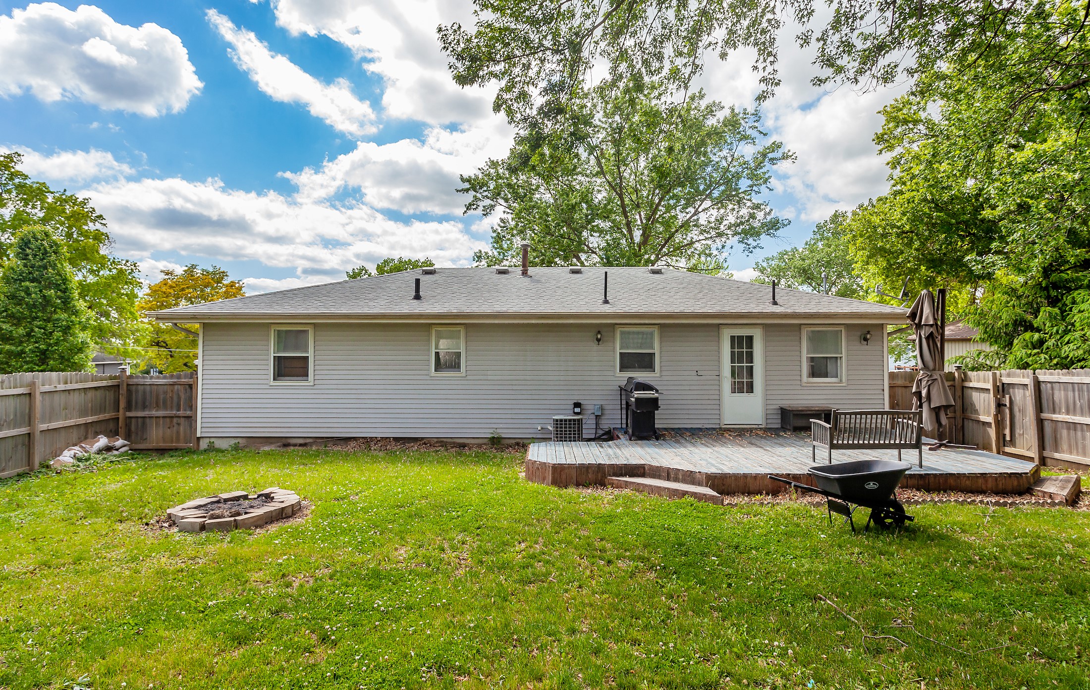 1406 110th Place, Knoxville, Iowa image 26