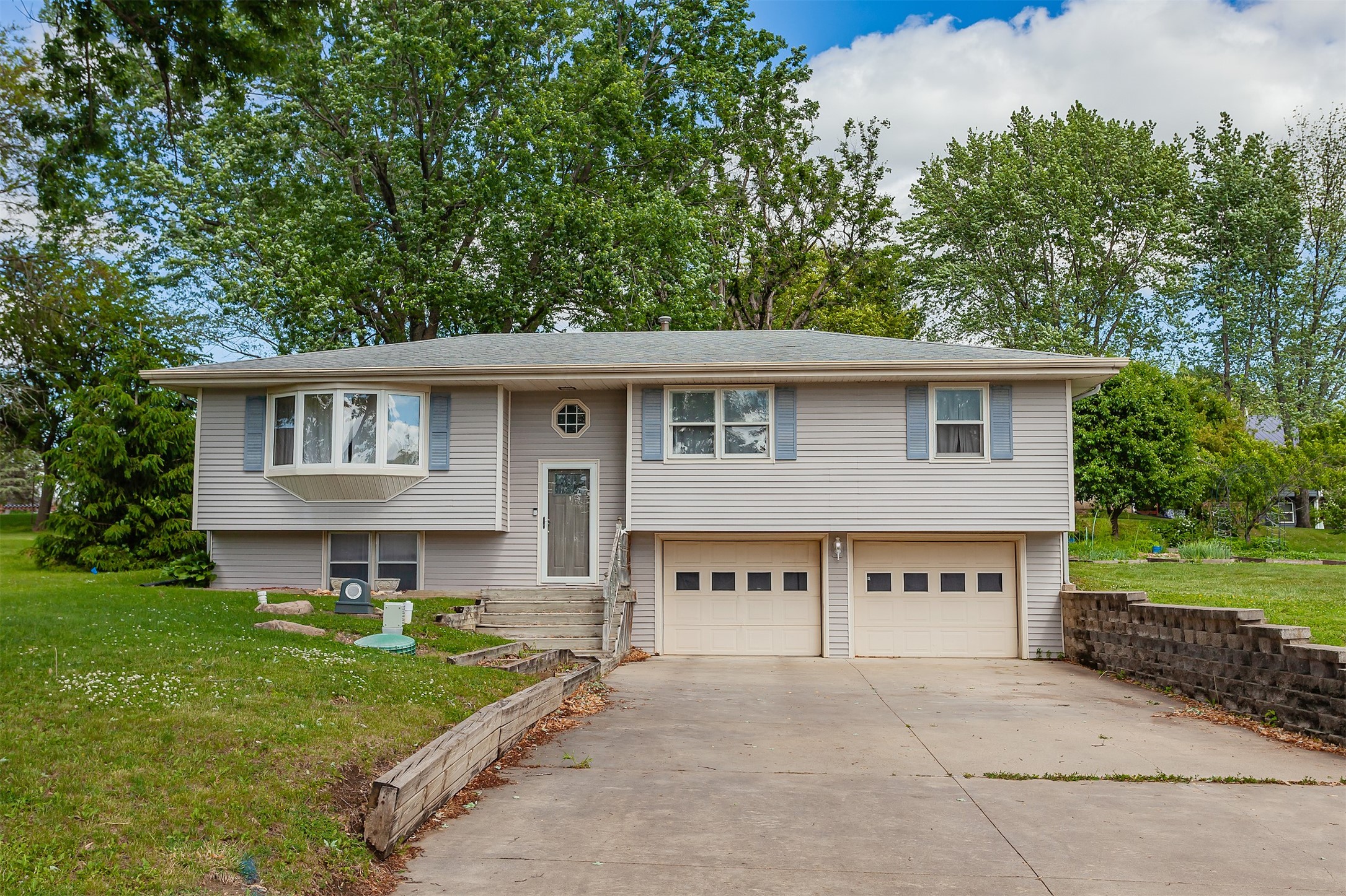 1406 110th Place, Knoxville, Iowa image 1