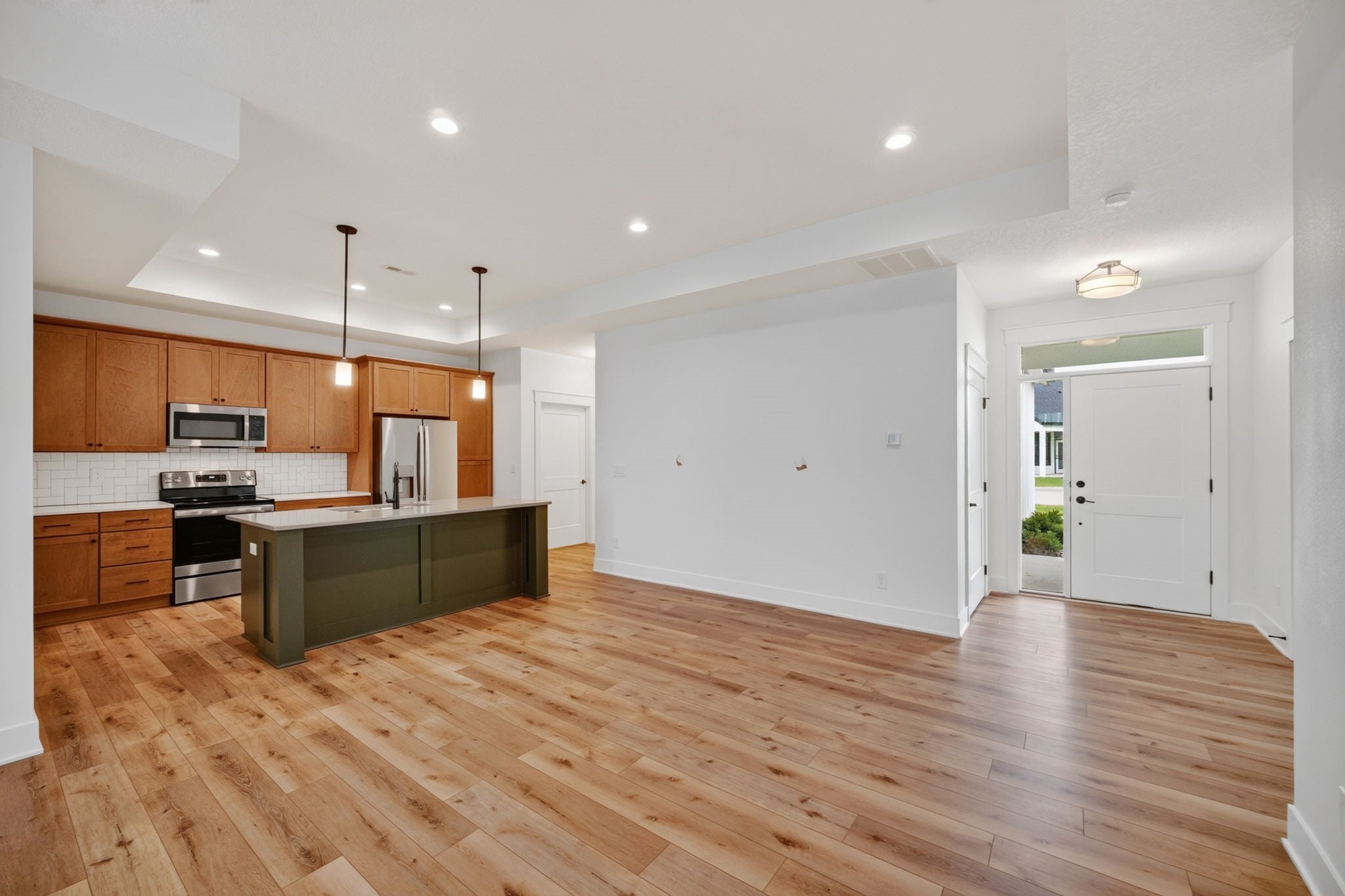 18124 Iltis Lane