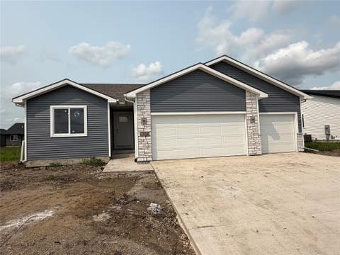 Homes For Sale - 1420 Cedar Street<br/> Dallas County, Waukee, IA 50263