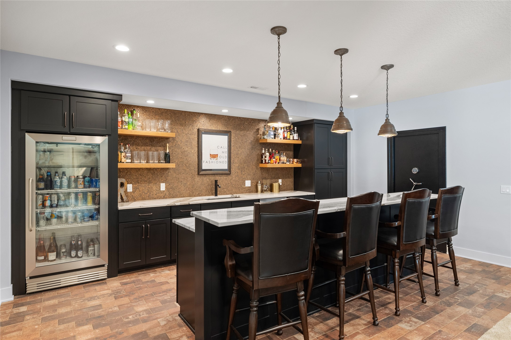 Van Meter, Iowa, 50261, United States, 5 Bedrooms Bedrooms, ,6 BathroomsBathrooms,Residential,Active,2018419