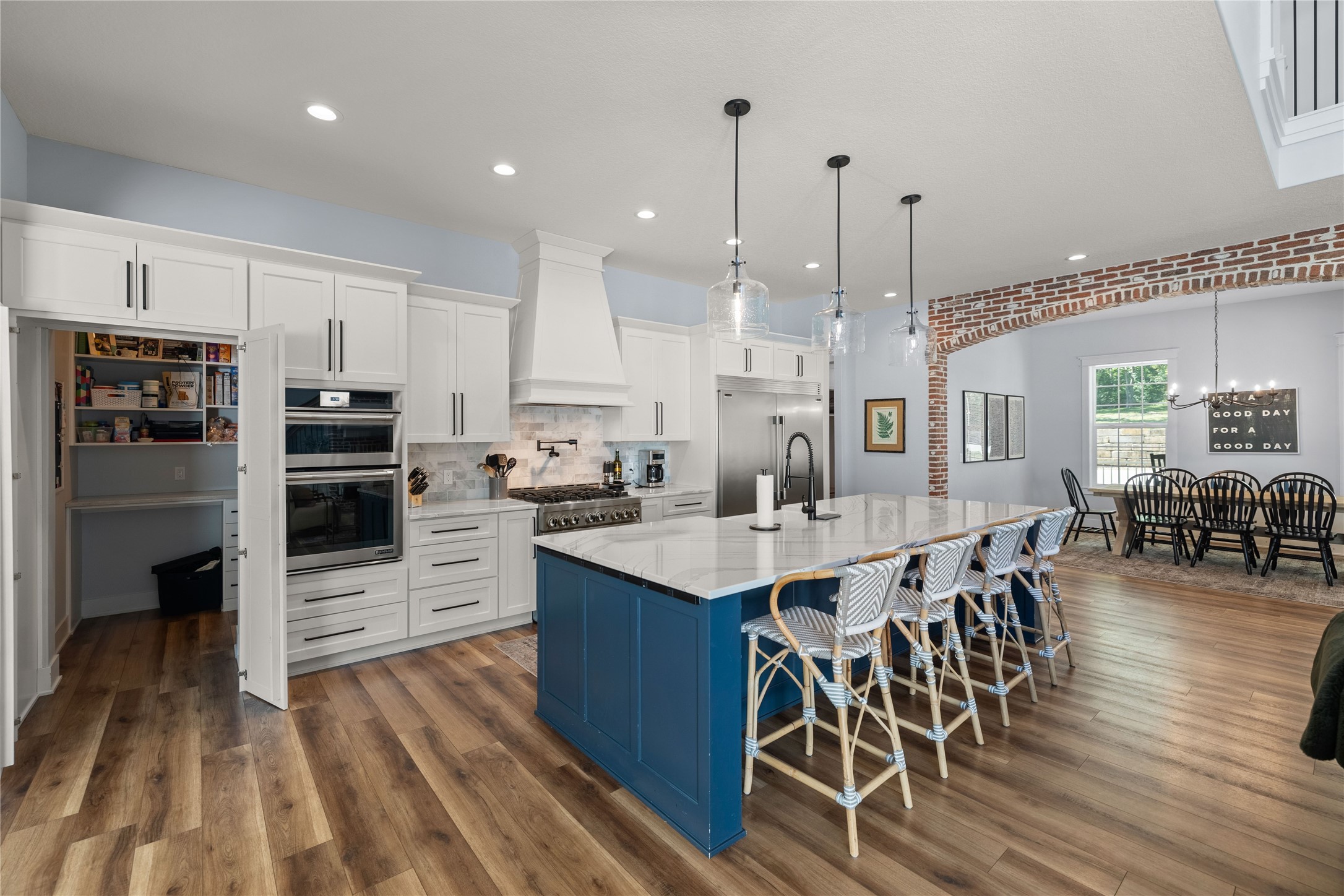 Van Meter, Iowa, 50261, United States, 5 Bedrooms Bedrooms, ,6 BathroomsBathrooms,Residential,Active,2018419