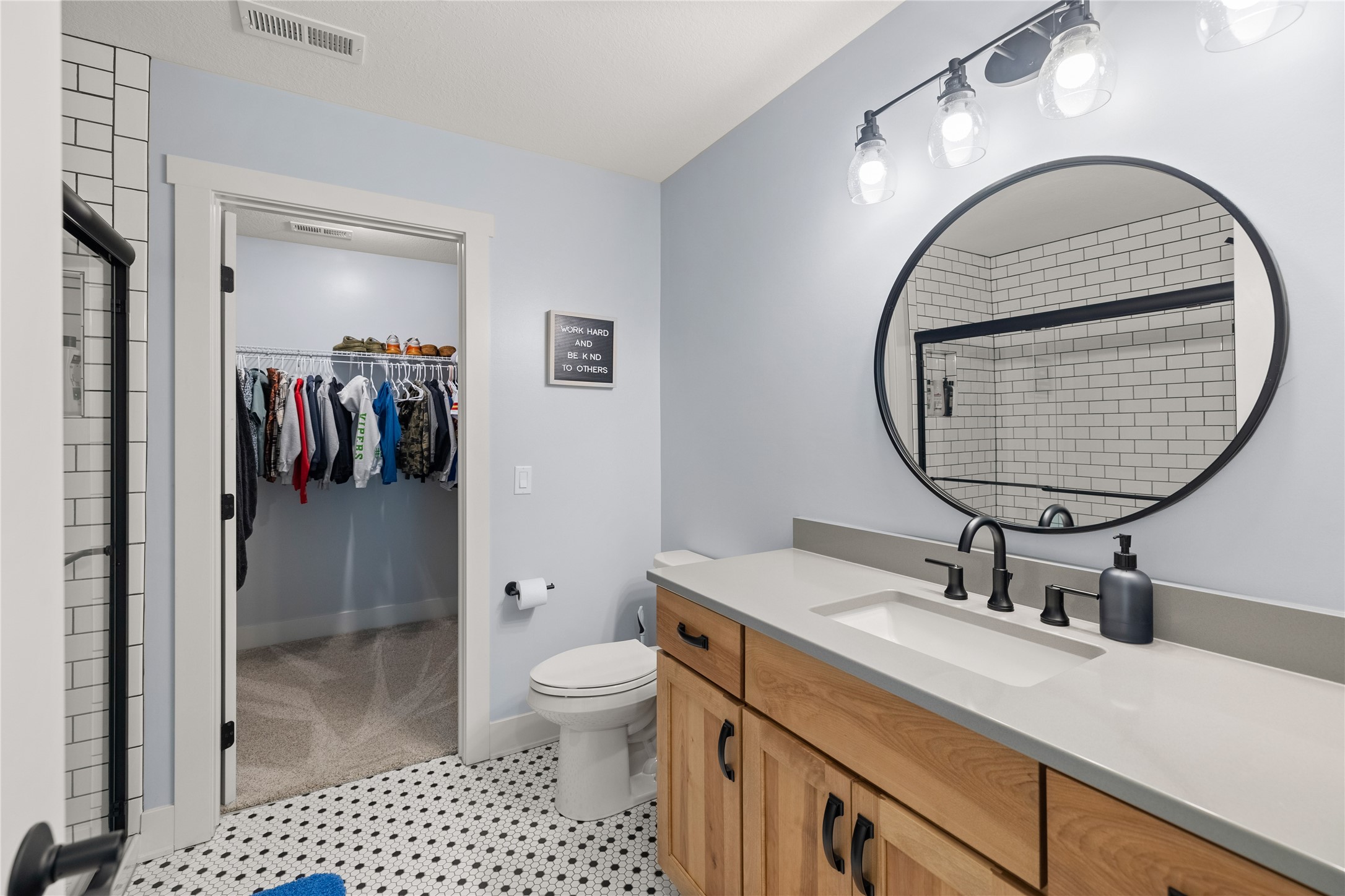 Van Meter, Iowa, 50261, United States, 5 Bedrooms Bedrooms, ,6 BathroomsBathrooms,Residential,Active,2018419