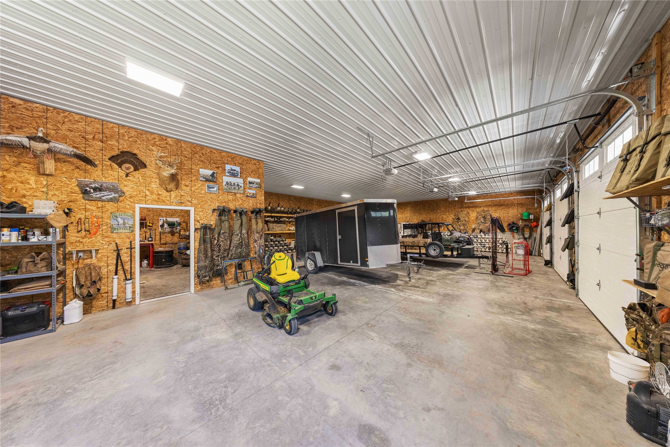 Van Meter, Iowa, 50261, United States, 5 Bedrooms Bedrooms, ,6 BathroomsBathrooms,Residential,Active,2018419