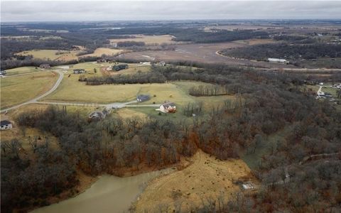 Vacant Land For Sale - 36 Lot Covered Bridge Estates Street<br/> Winterset, IA 50273