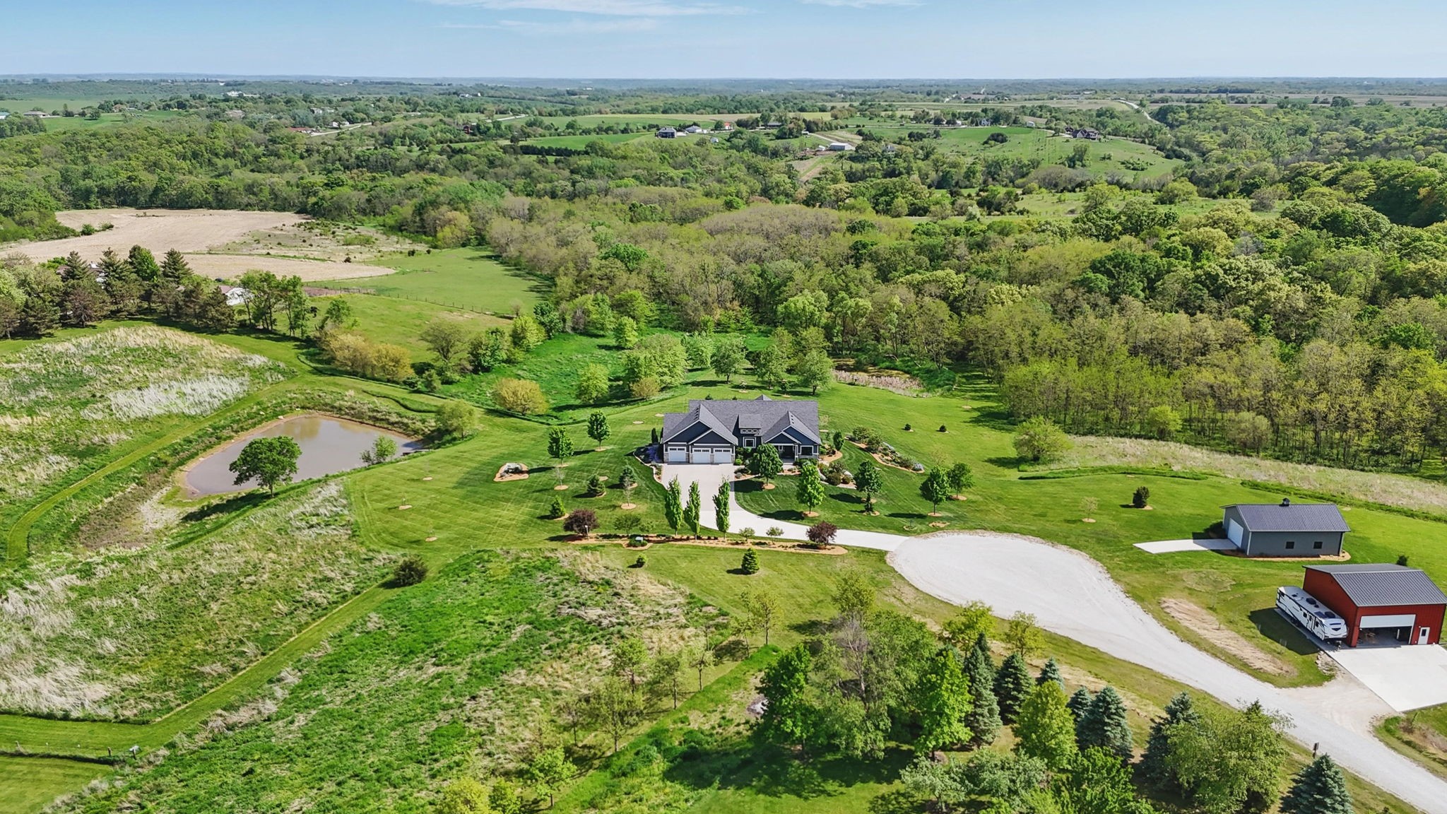 1720 Merriam Court, Winterset, Iowa image 3