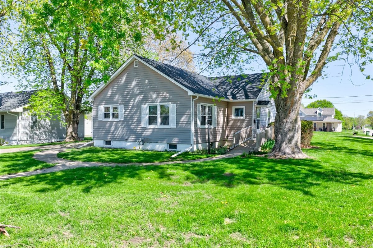 1303 W 2nd Street, Boone, Iowa image 1
