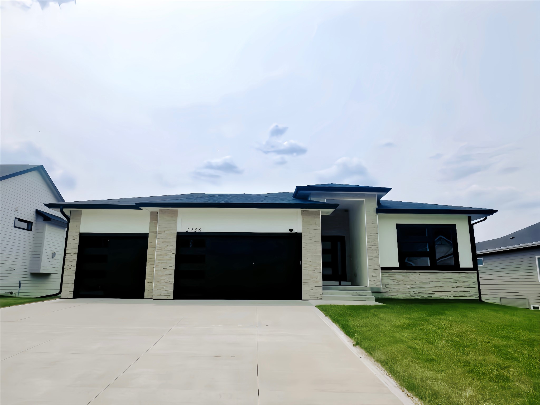 2938 NE Brentwood Circle, Grimes, Iowa image 1