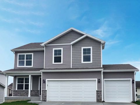 Homes For Sale - 111 40th Street<br/> Altoona, IA 50009