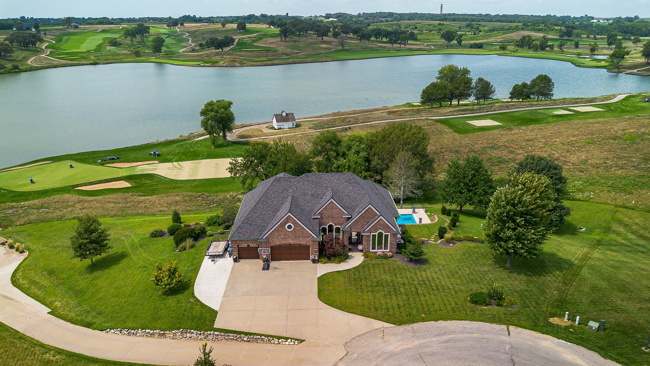 127 Rockbridge Circle