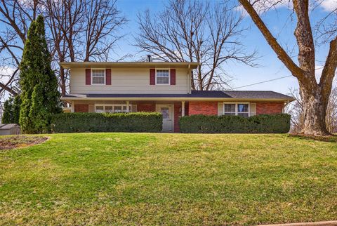 Homes For Sale - 2012 66th Street<br/> Windsor Heights, IA 50324