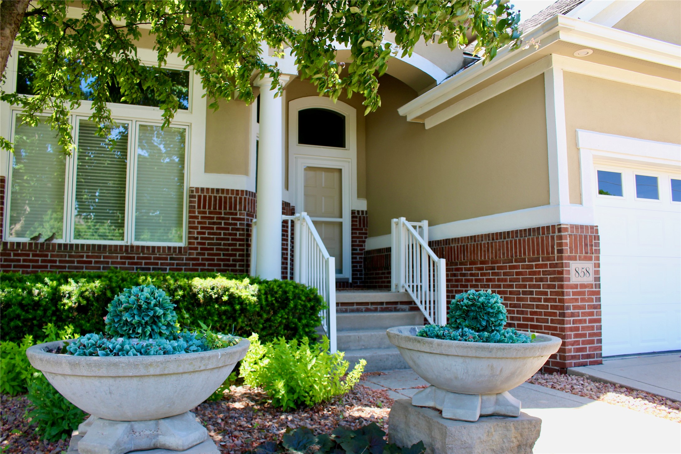 858 Burr Oaks Drive