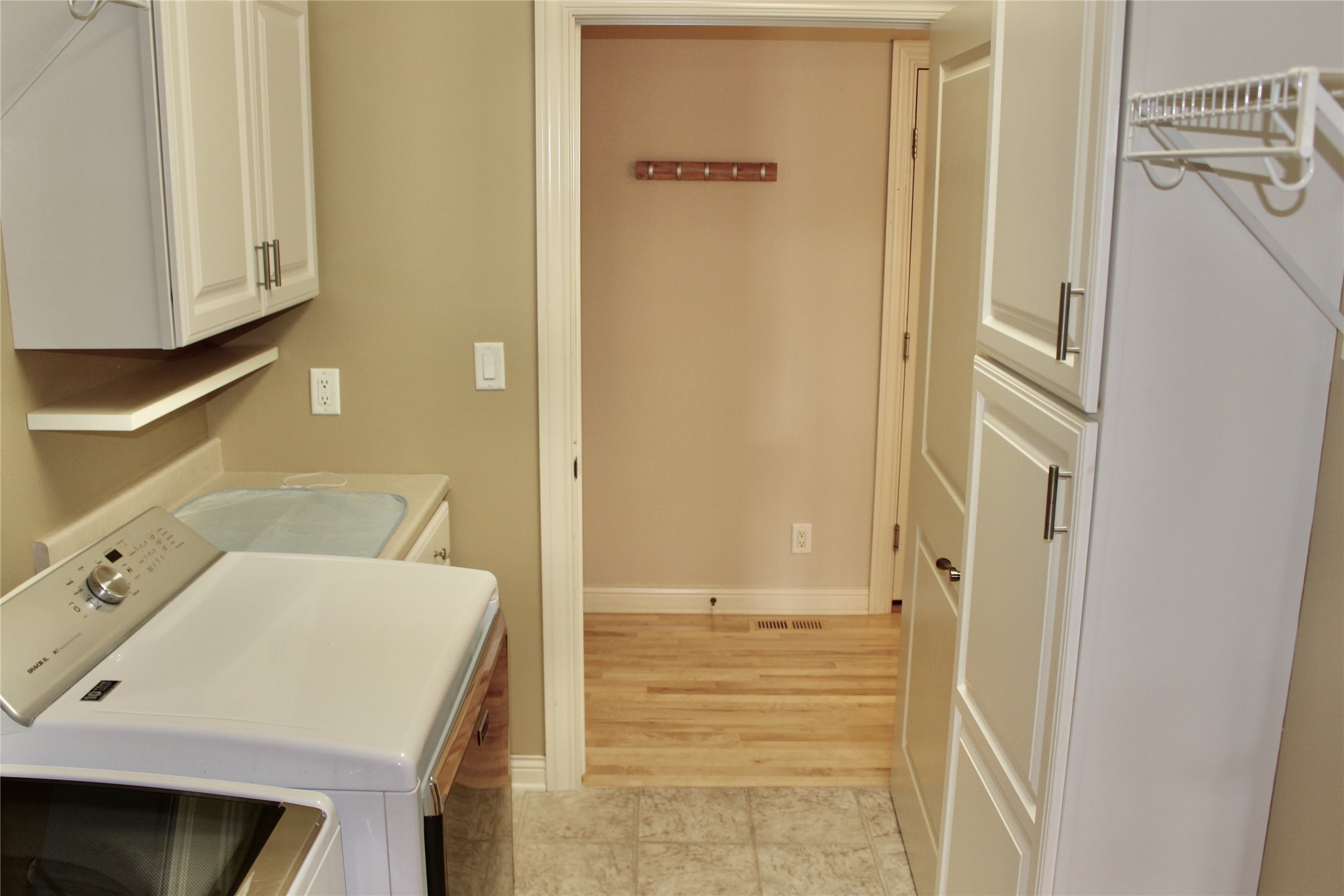 858 Burr Oaks Drive, West Des Moines, Iowa image 17