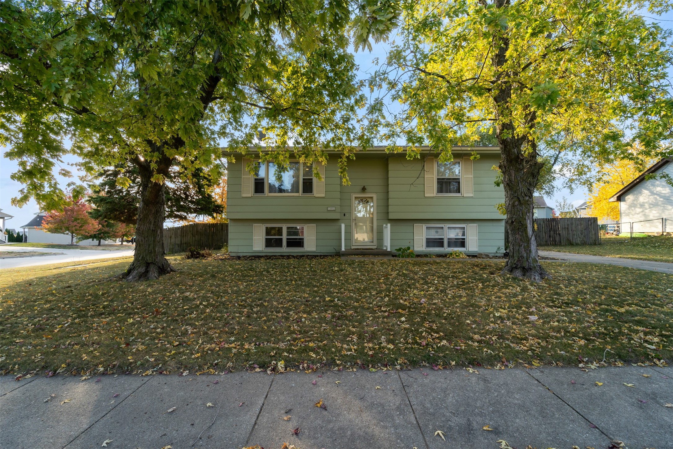 1401 Beverly Circle, Adel, Iowa image 1