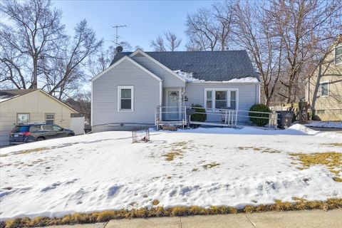 300 Hughes Avenue Des Moines IA 50315