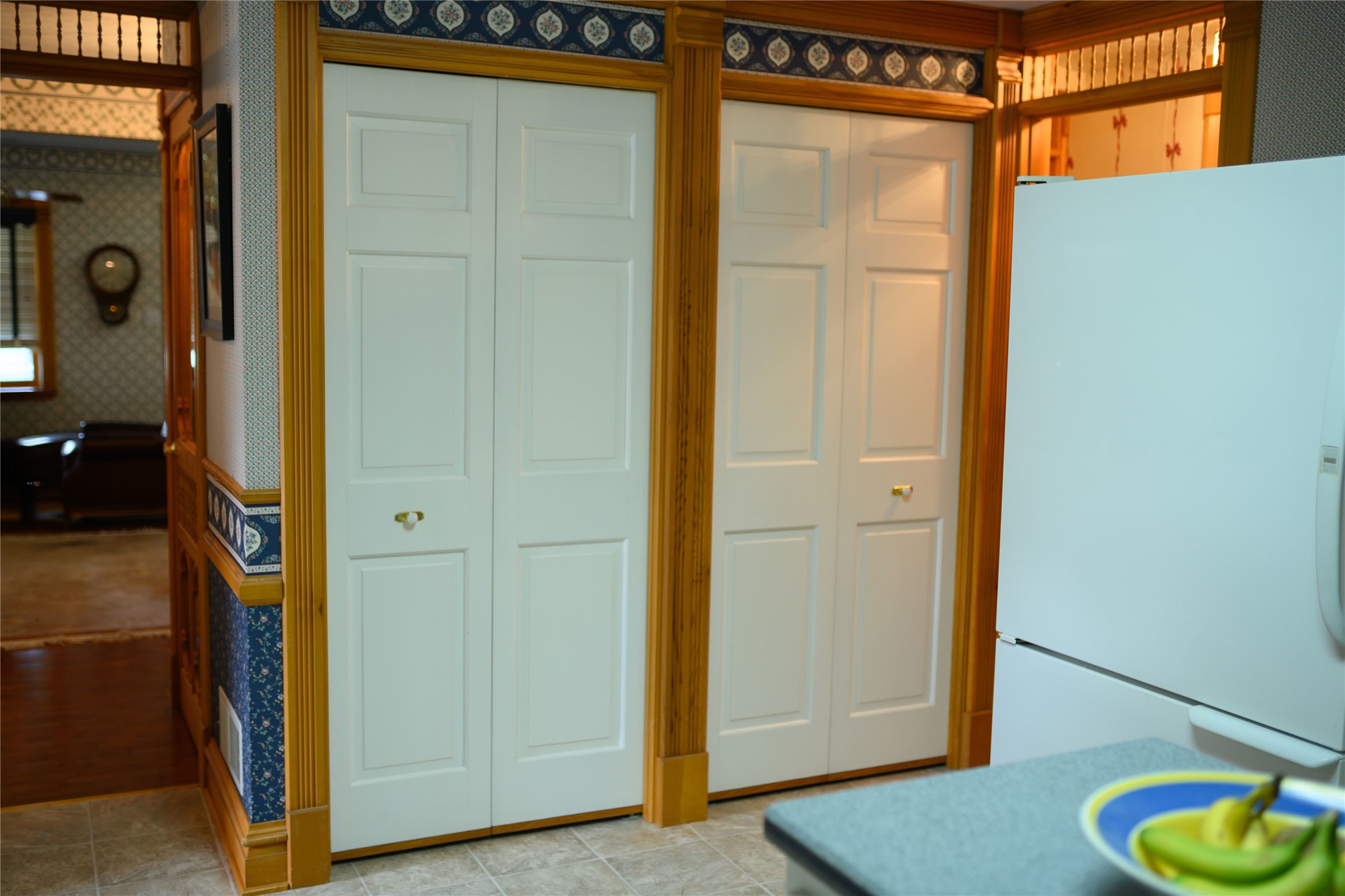 320 E 3rd Street, Newton, Iowa image 4