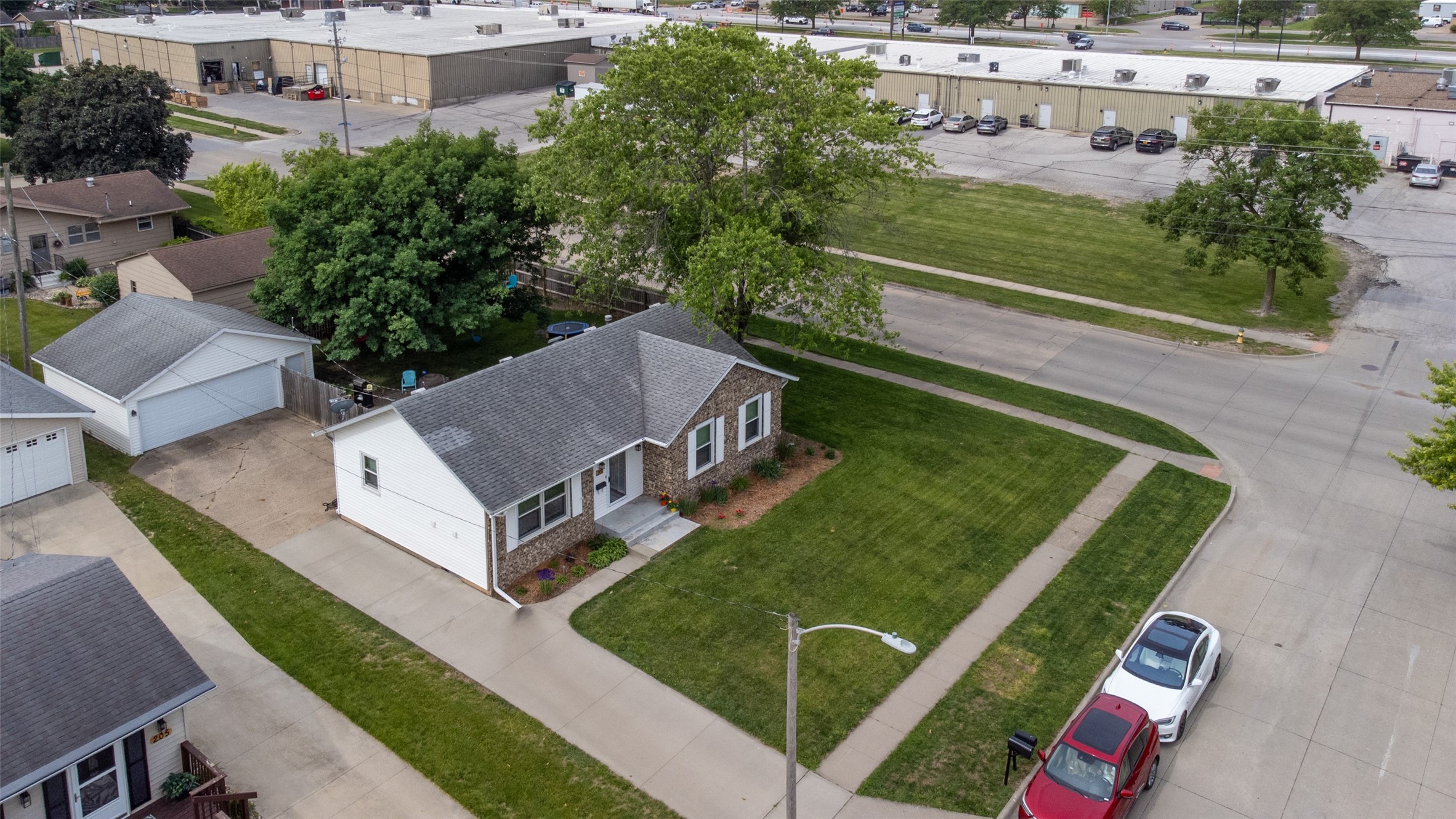 201 NE 7th Street