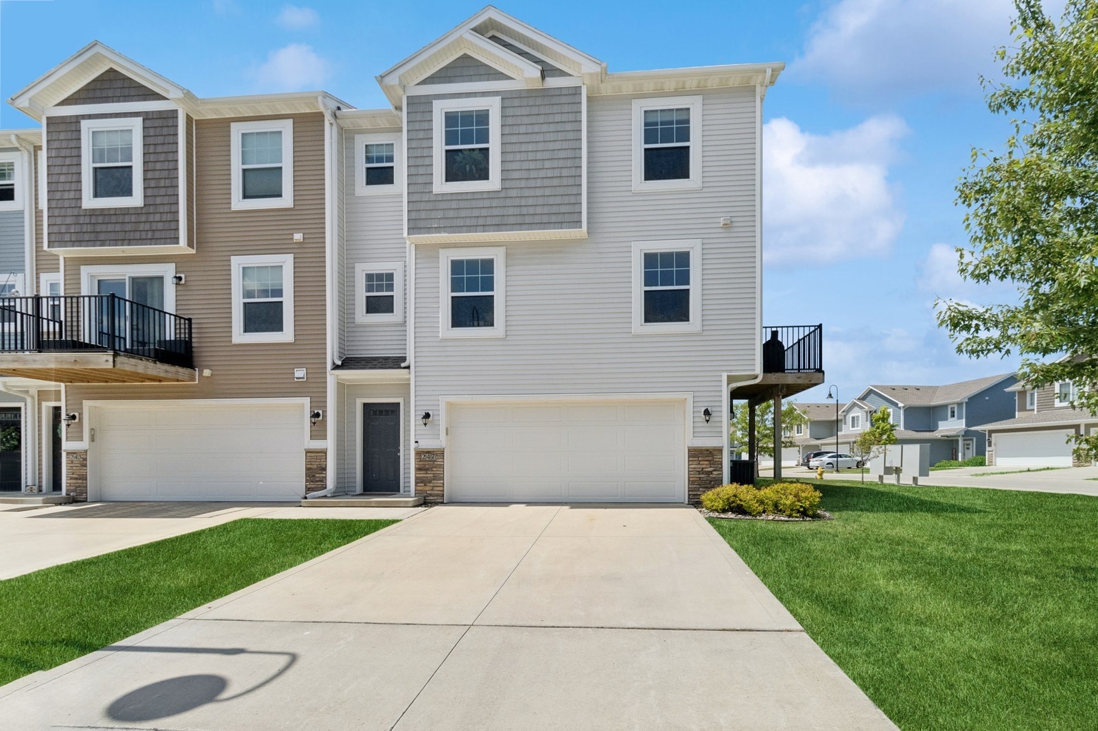 247 Red Oak Court, Norwalk, Iowa image 1