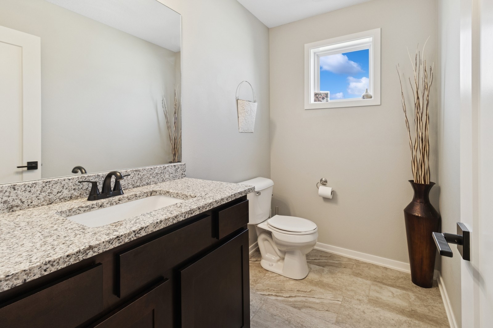 247 Red Oak Court, Norwalk, Iowa image 17