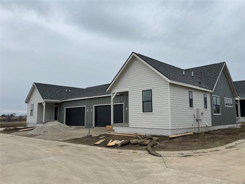 Homes For Sale - 1715 Homestead Lane<br/> Warren County, Cumming, IA 50061