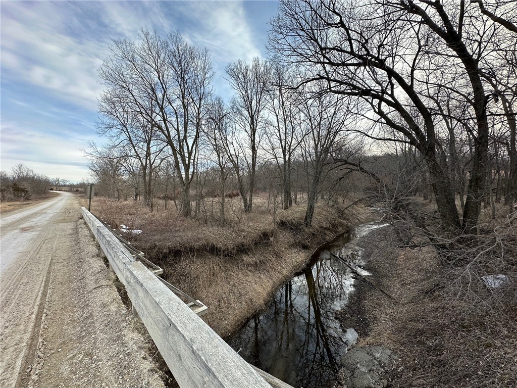 000 Ivy Trail, Winterset, Iowa image 9