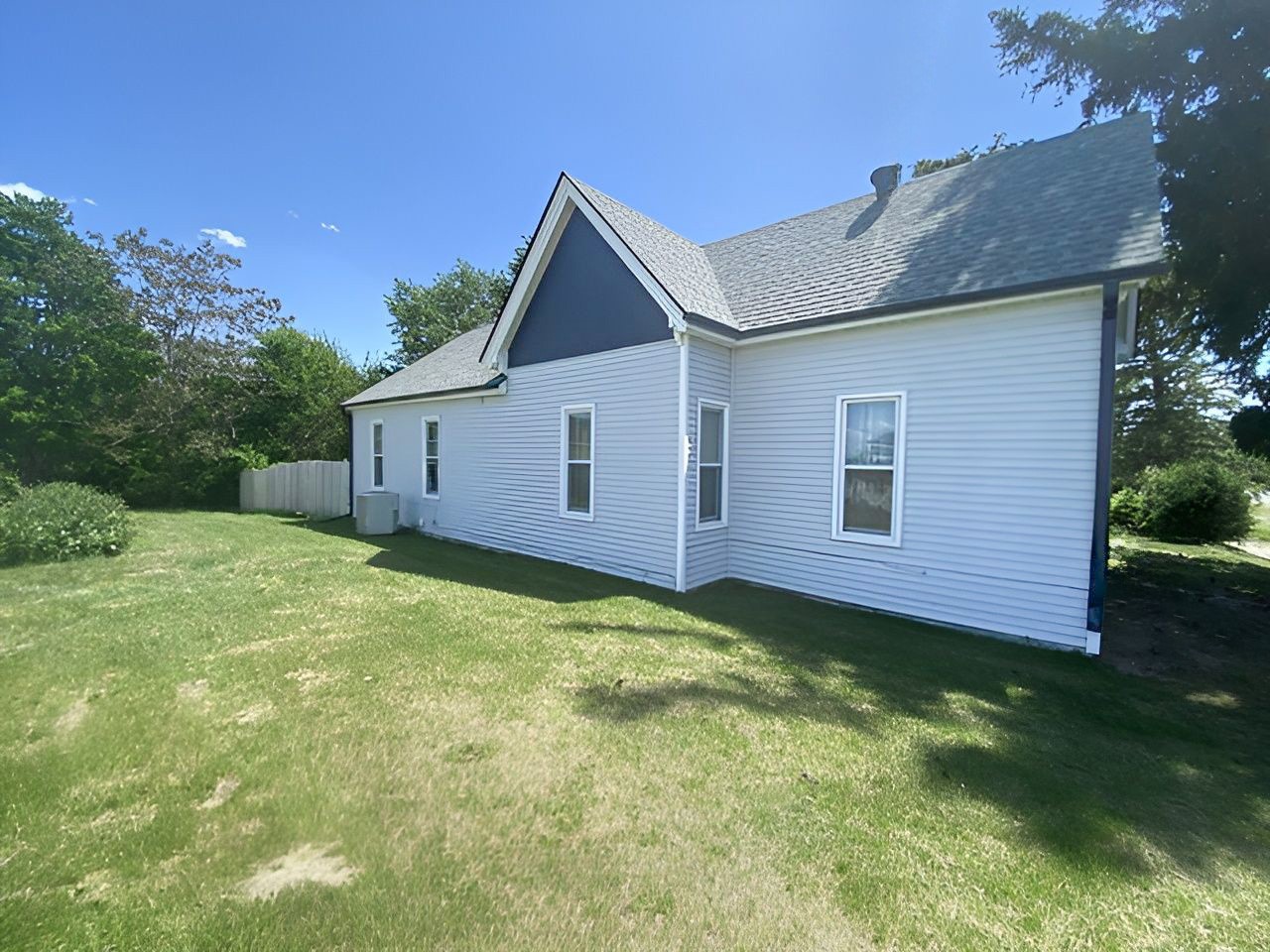 114 S Station Street, Mingo, Iowa image 3
