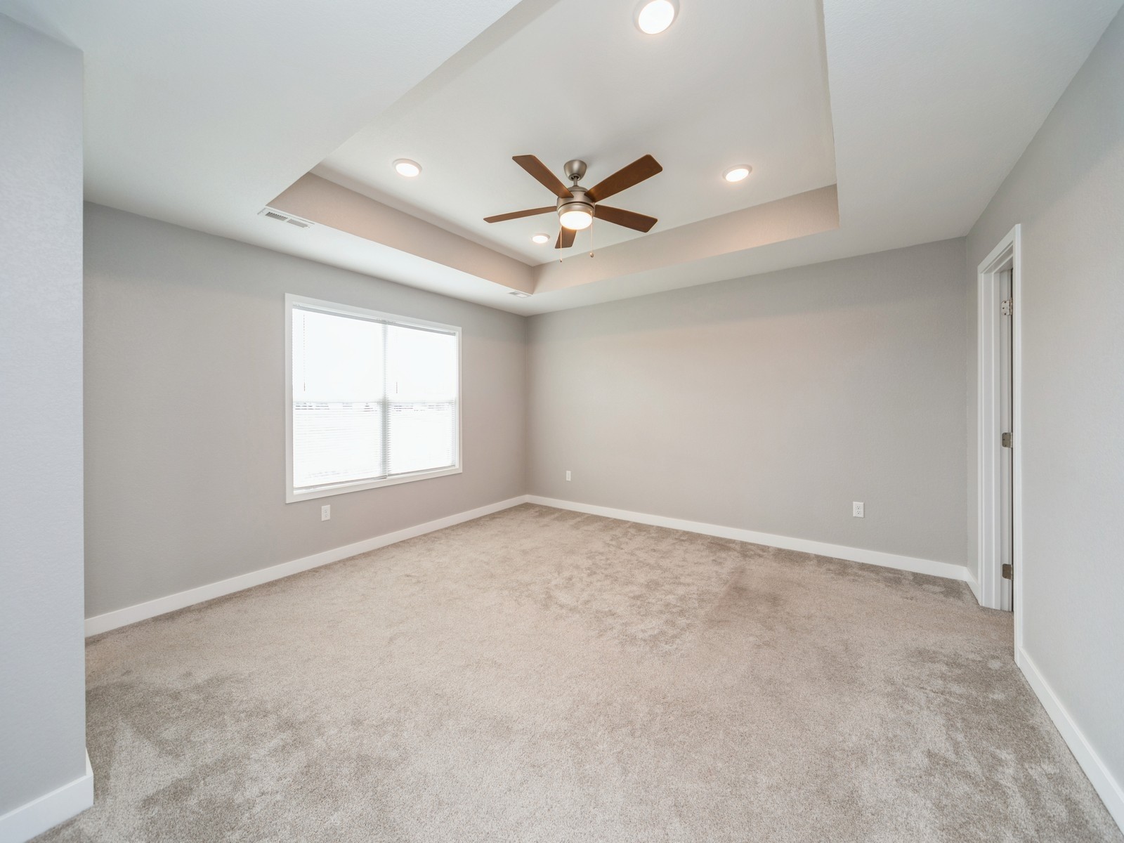 1815 NE Heritage Drive, Grimes, Iowa image 15