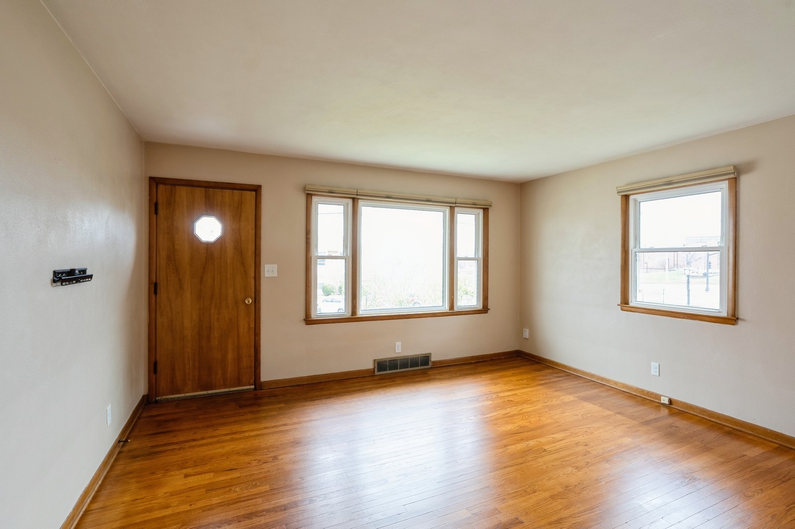 3818 66th Street, Urbandale, Iowa image 3