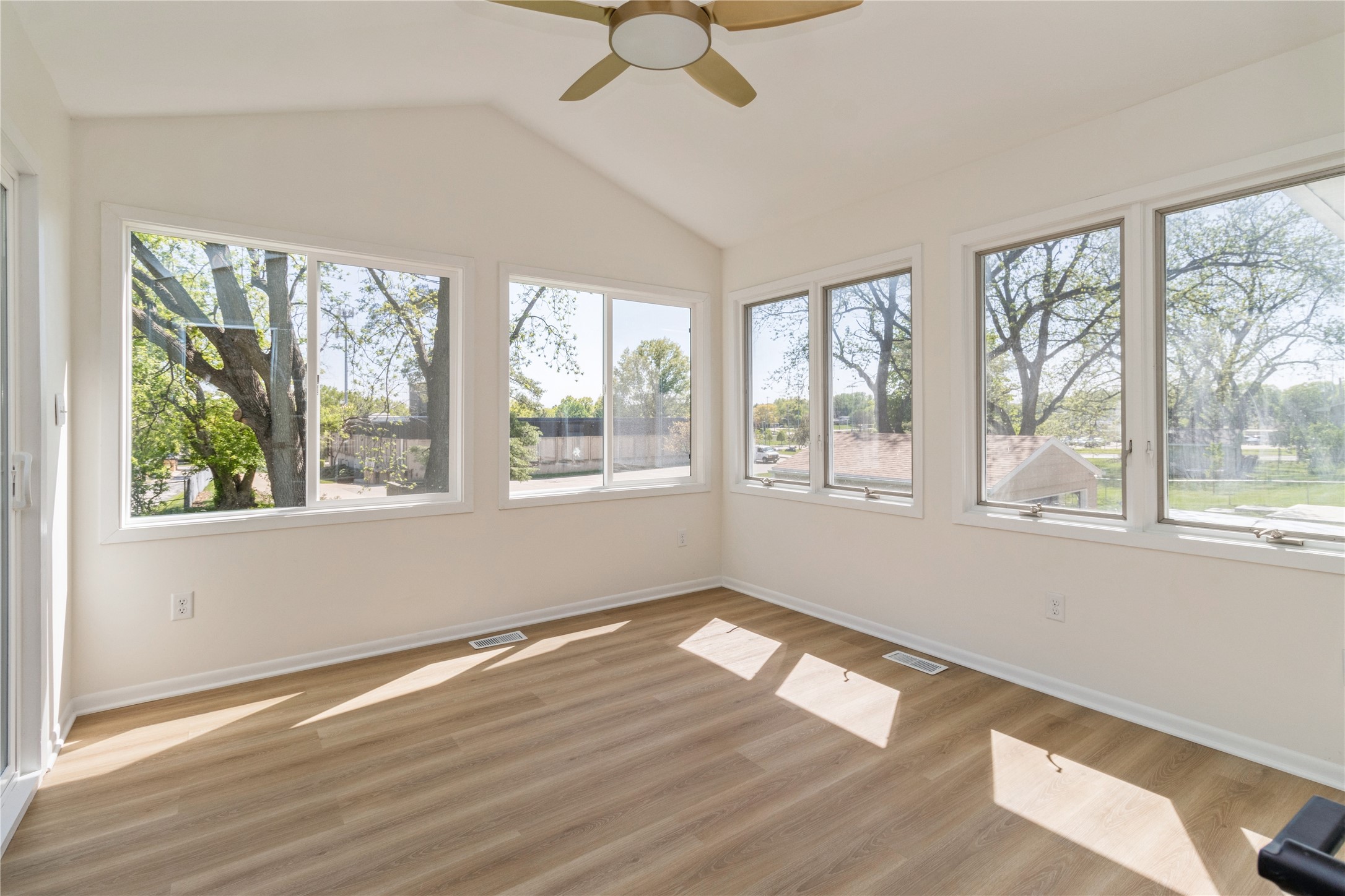 3308 Sylvania Drive, West Des Moines, Iowa image 15