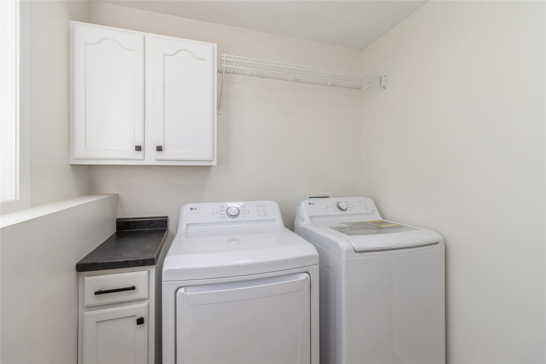 3308 Sylvania Drive, West Des Moines, Iowa image 32