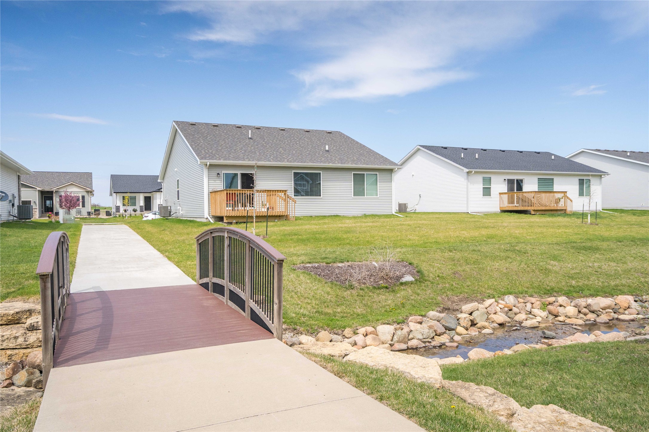 9780 Thorton Drive, Johnston, Iowa image 26