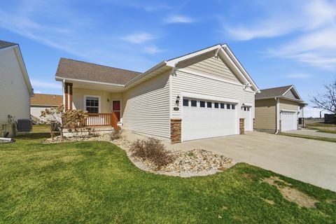 Condo For Sale - 13007 Alpine Drive<br/> Urbandale, IA 50323