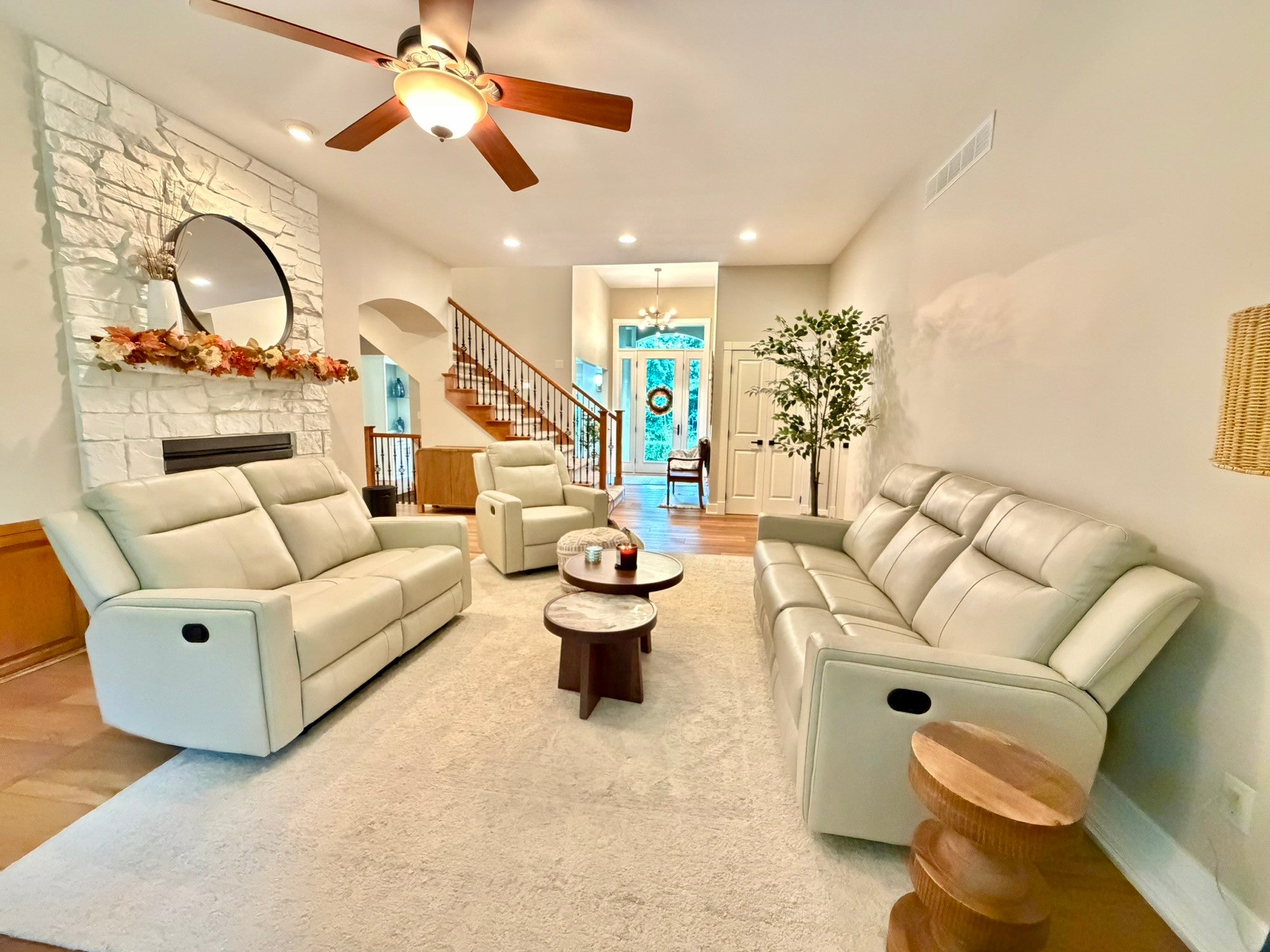 7511 Eagle Crest Drive