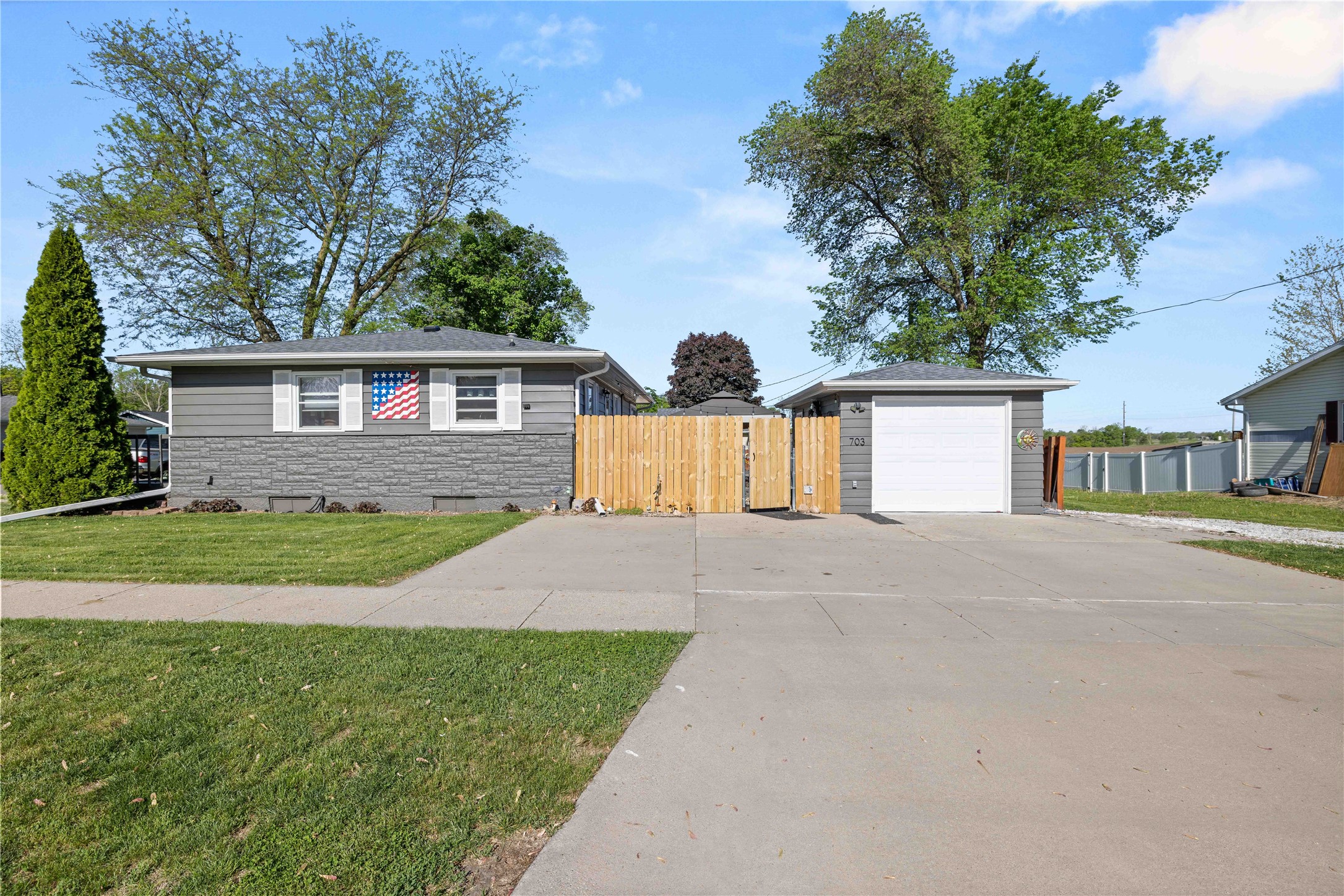 703 W 2nd Street, Madrid, Iowa image 3