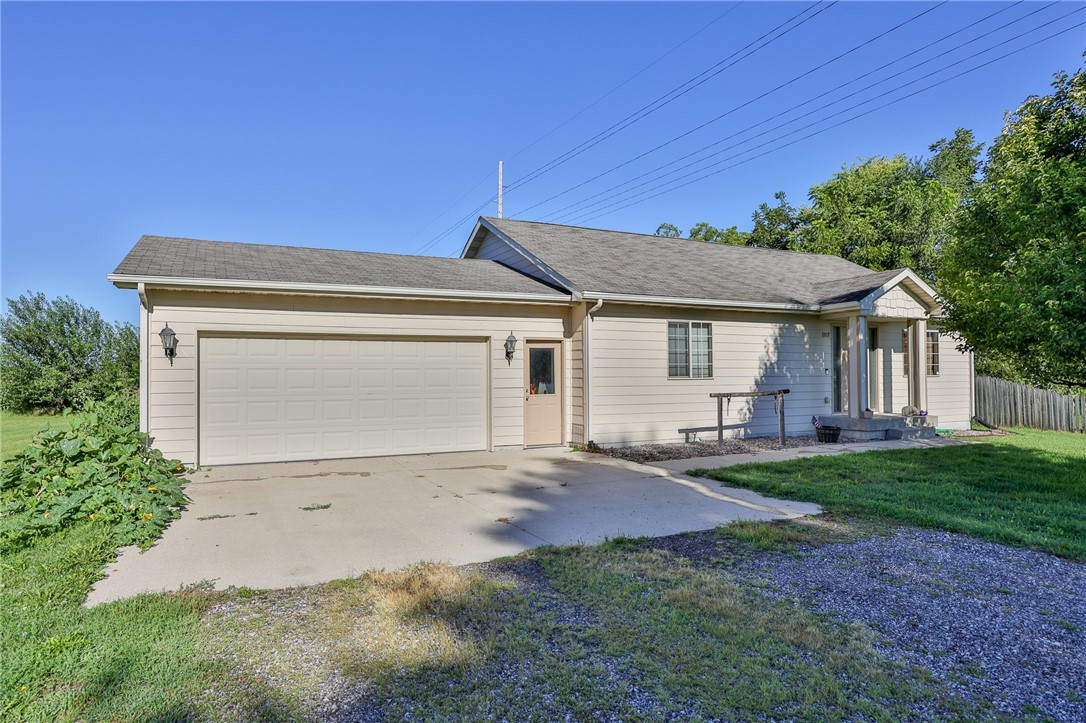 Photo 1 of 12 — 1217 Dewitt Street, Ellsworth, IA 50075