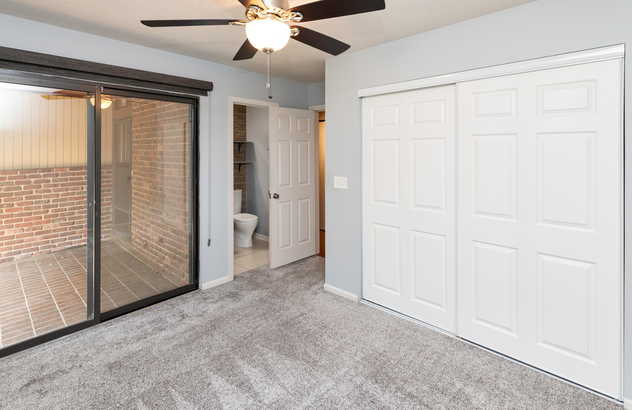 4663 Lockner Drive #12, Urbandale, Iowa image 5