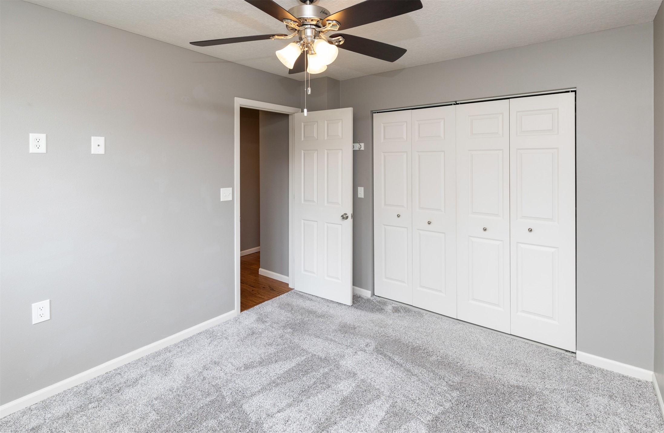4663 Lockner Drive #12, Urbandale, Iowa image 9