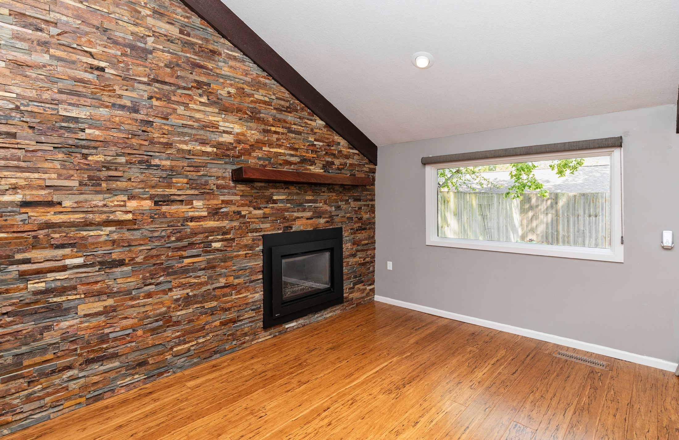 4663 Lockner Drive #12, Urbandale, Iowa image 15
