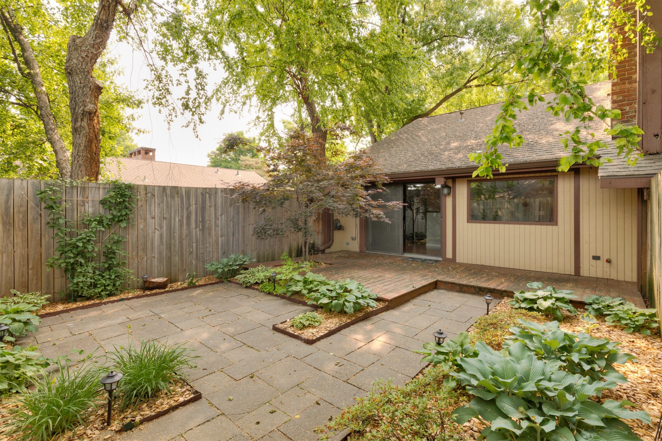 4663 Lockner Drive #12, Urbandale, Iowa image 26