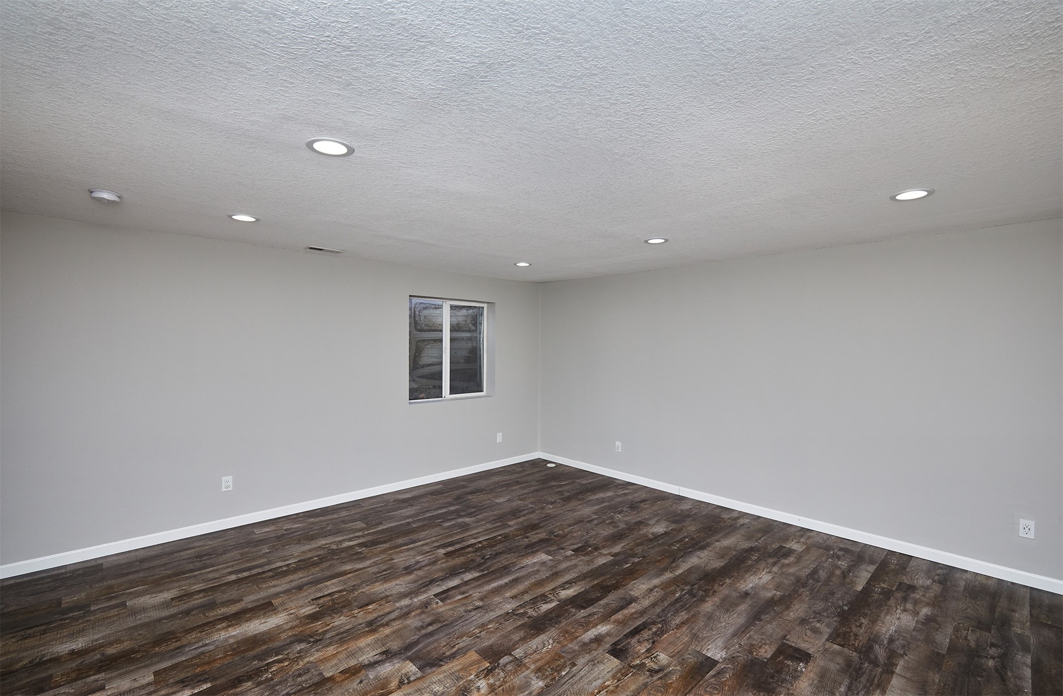 9165 Greenspire Drive #106, West Des Moines, Iowa image 24