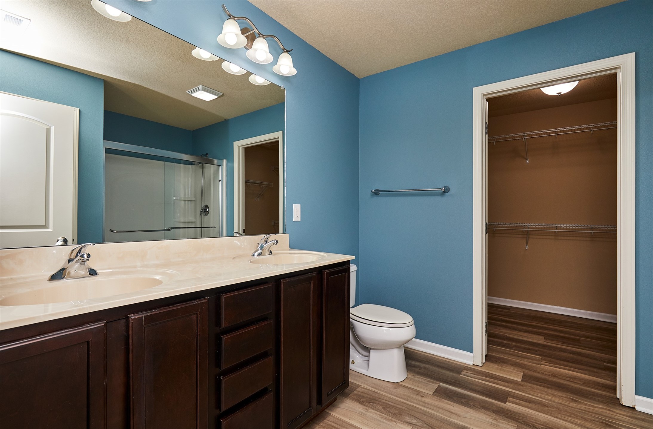 9165 Greenspire Drive #106, West Des Moines, Iowa image 14