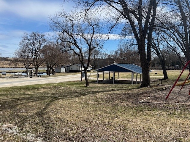 8111 Oak Ridge Drive, Dexter, Iowa image 20