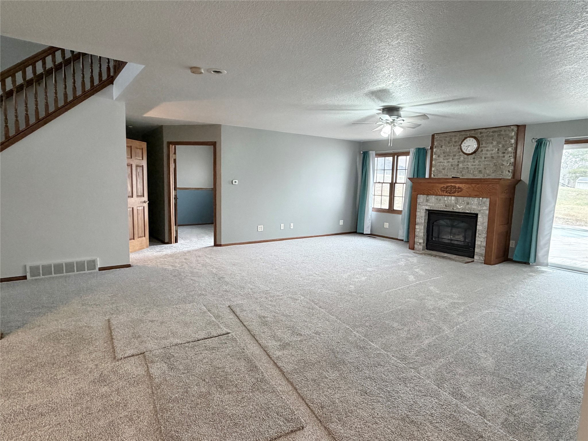 411 W Lincoln Street