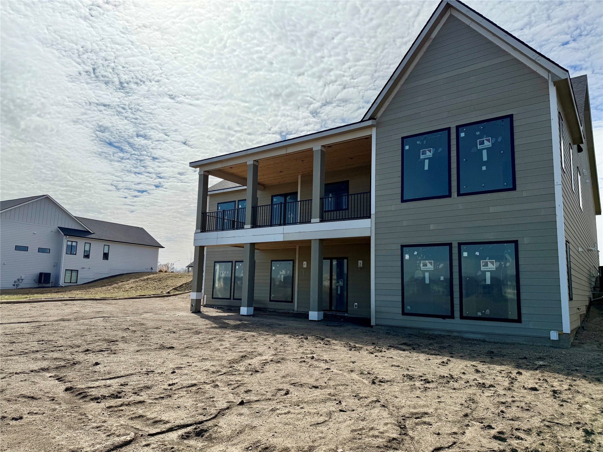 Urbandale, Iowa, 50263, United States, 5 Bedrooms Bedrooms, ,5 BathroomsBathrooms,Residential,Active,1995249