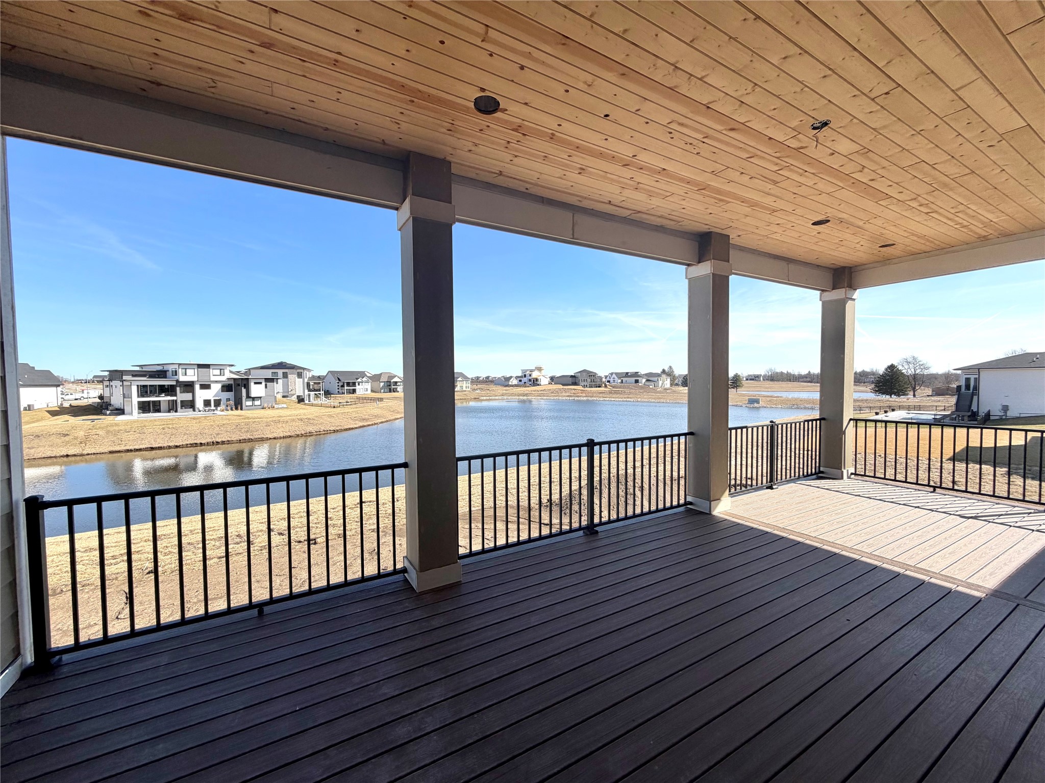 Urbandale, Iowa, 50263, United States, 5 Bedrooms Bedrooms, ,5 BathroomsBathrooms,Residential,Active,1995249