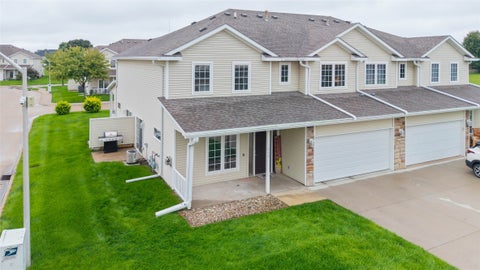 Condo For Sale - 842 Red Hawk Way<br/> Altoona, IA 50009