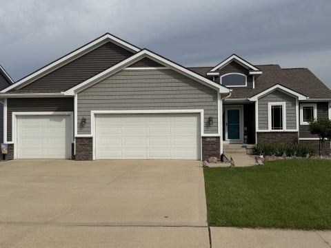 Homes For Sale - 1245 Veterans Memorial Drive<br/> Carlisle, IA 50047